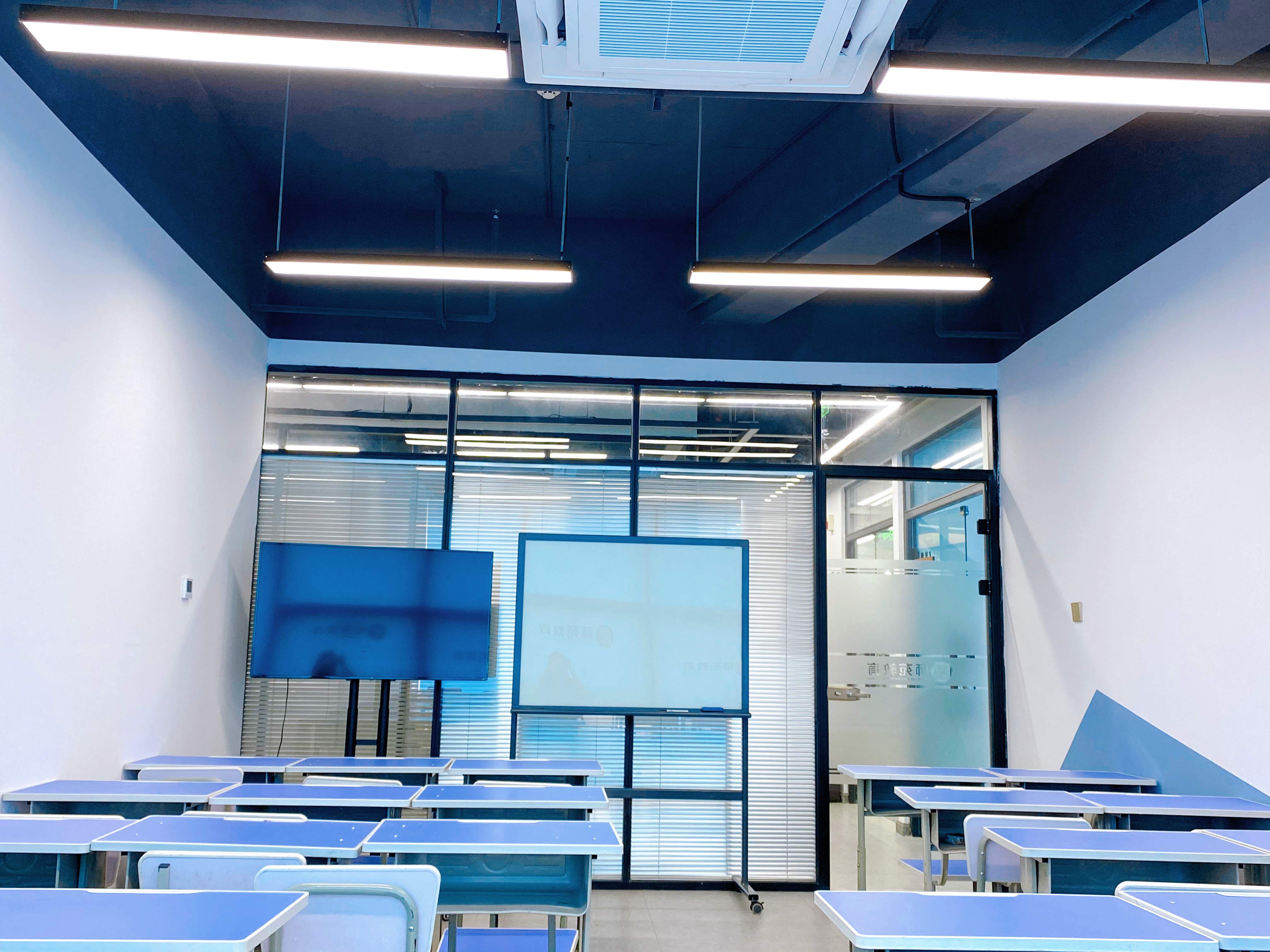 師苑教育教學(xué)設(shè)施